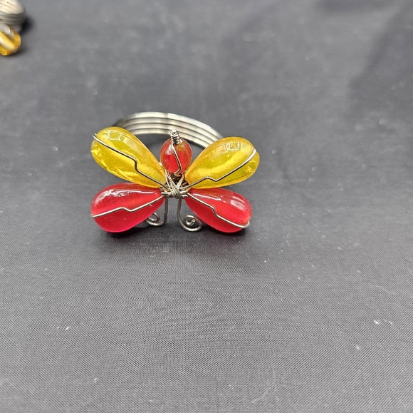 Pier 1 art glass napkin rings - Picture 8 of 8